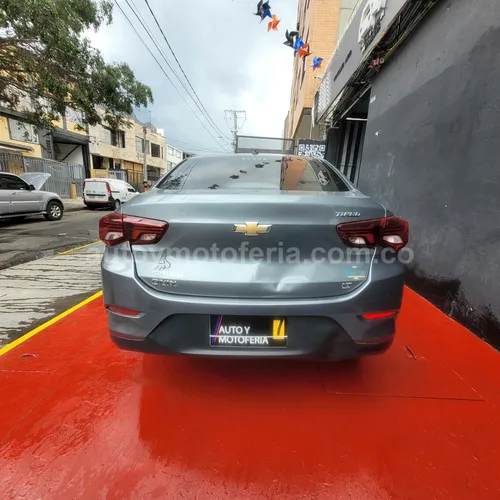 Chevrolet Onix Lt, Modelo 2021 - Imagen 3