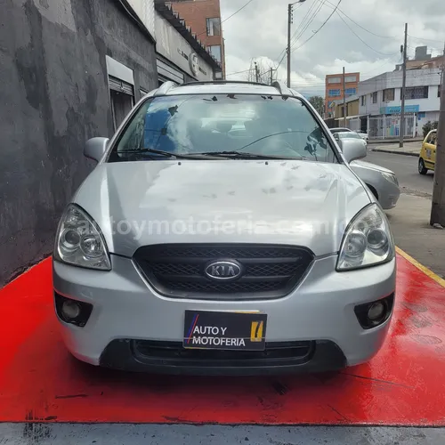 Kia Carens Rondo, Modelo 2007 - Imagen 2