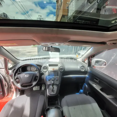 Kia Carens Rondo, Modelo 2007 - Imagen 9
