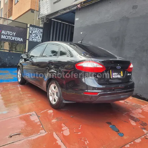 Ford Fiesta Se, Modelo 2014 - Imagen 2
