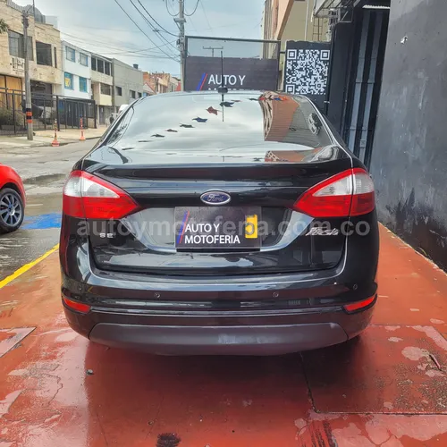 Ford Fiesta Se, Modelo 2014 - Imagen 3