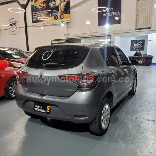 Renault Sandero, Modelo 2023 - Imagen 2