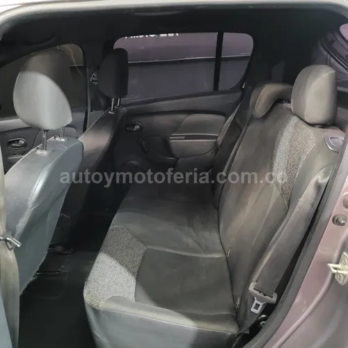 Renault Sandero, Modelo 2023 - Imagen 7