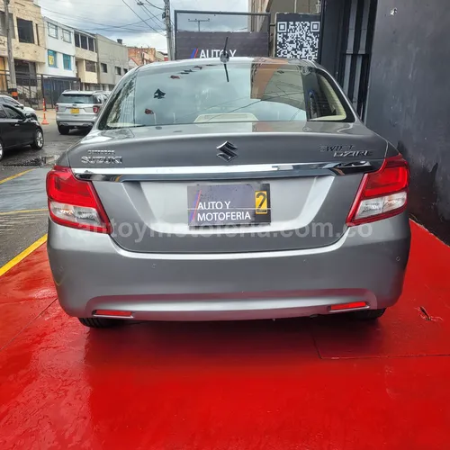 Suzuki Swift Dzire, Modelo 2023 - Imagen 5