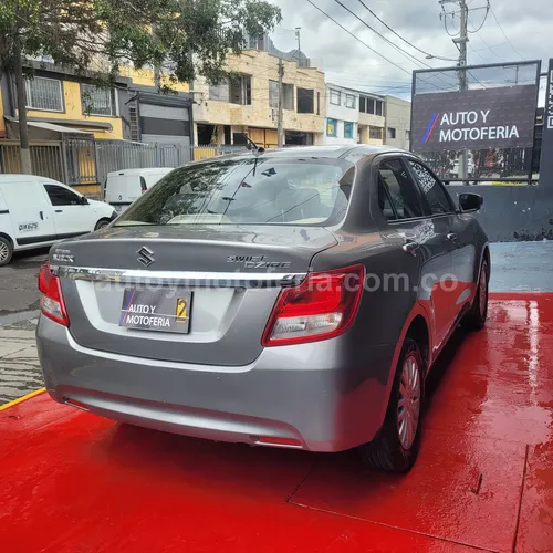 Suzuki Swift Dzire, Modelo 2023 - Imagen 3