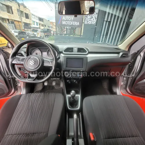 Suzuki Swift Dzire, Modelo 2023 - Imagen 7