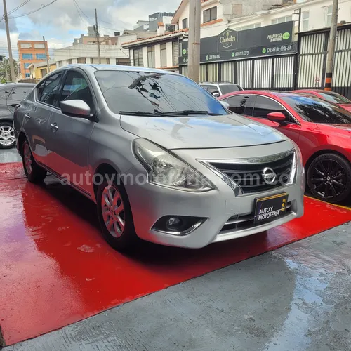 Nissan Versa Sense, Modelo 2019 - Imagen 5
