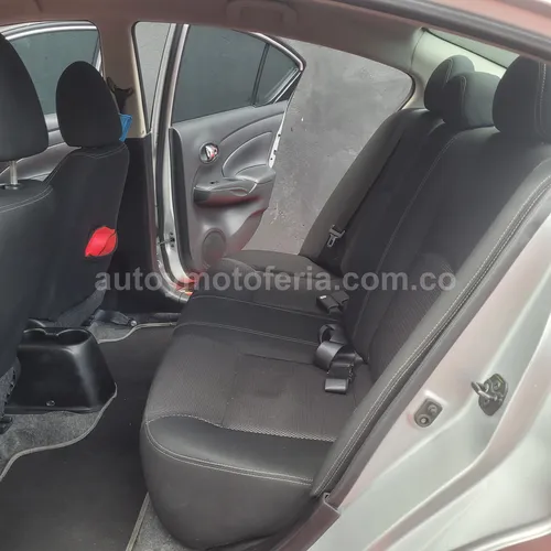 Nissan Versa Sense, Modelo 2019 - Imagen 8