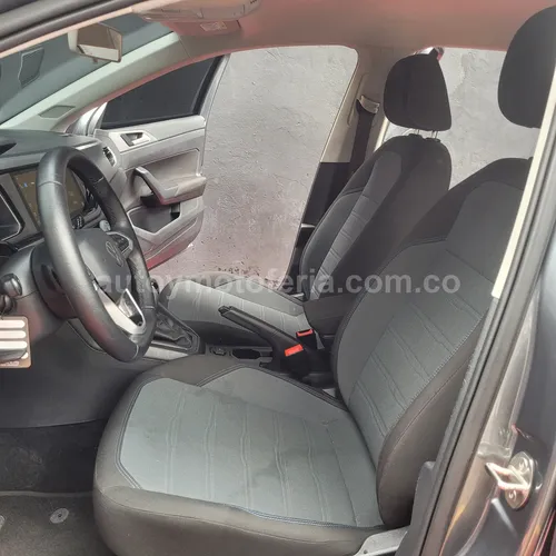 Volkswagen Nivus Highline, Modelo 2024 - Imagen 7