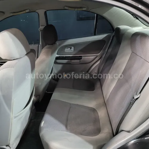 Kia Rio Stylus, Modelo 2015 - Imagen 9