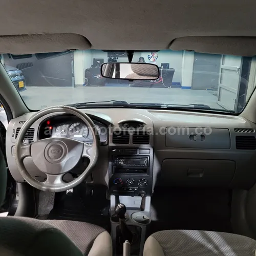 Kia Rio Stylus, Modelo 2015 - Imagen 11