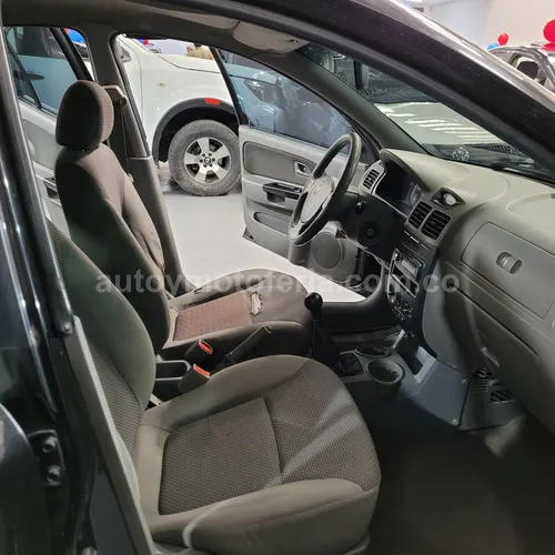 Kia Rio Stylus, Modelo 2015 - Imagen 10