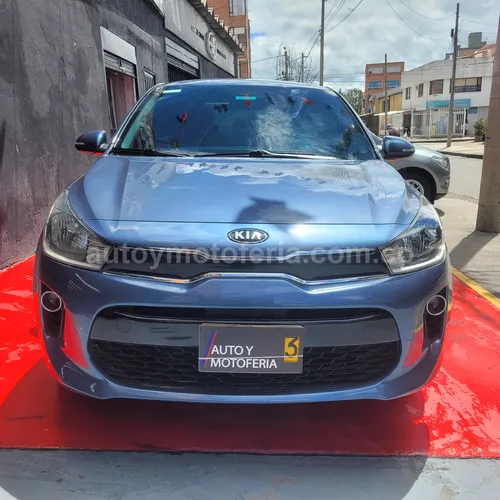 Kia Rio Vibrant , Modelo 2018 - Imagen 2