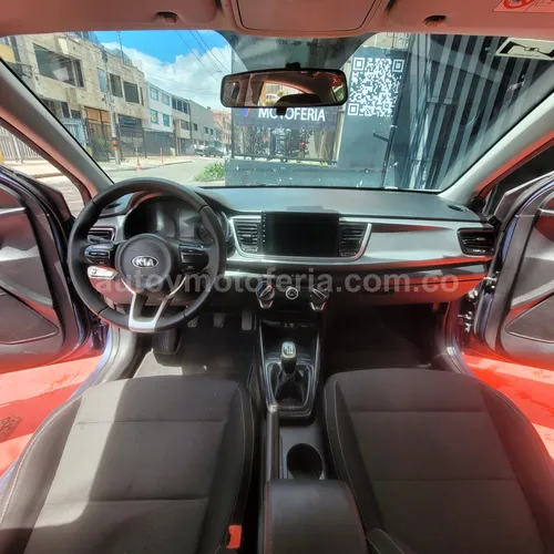 Kia Rio Vibrant , Modelo 2018 - Imagen 10