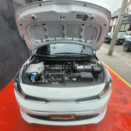Kia Rio, Modelo 2022 - Imagen 7