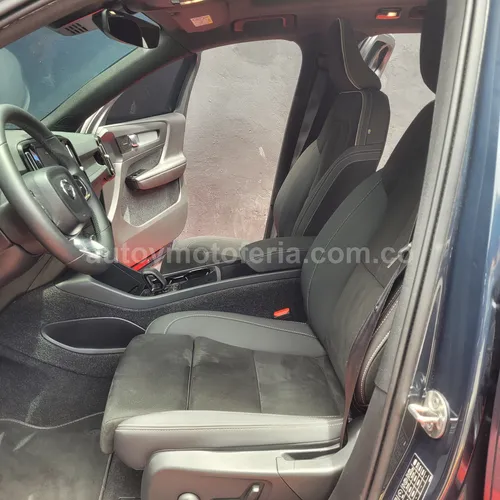 Volvo EX40 Ultra, Modelo 2022 - Imagen 7