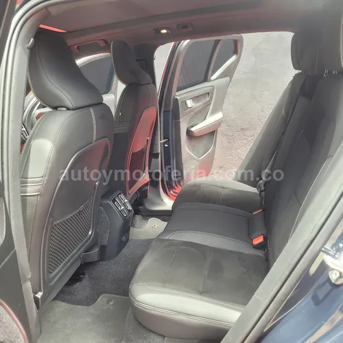 Volvo EX40 Ultra, Modelo 2022 - Imagen 11