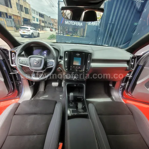 Volvo EX40 Ultra, Modelo 2022 - Imagen 10