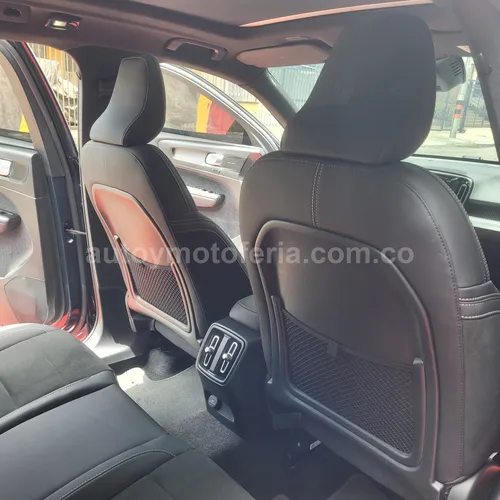 Volvo EX40 Ultra, Modelo 2022 - Imagen 12