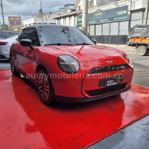 Mini Cooper E, Modelo 2024 - Imagen 5