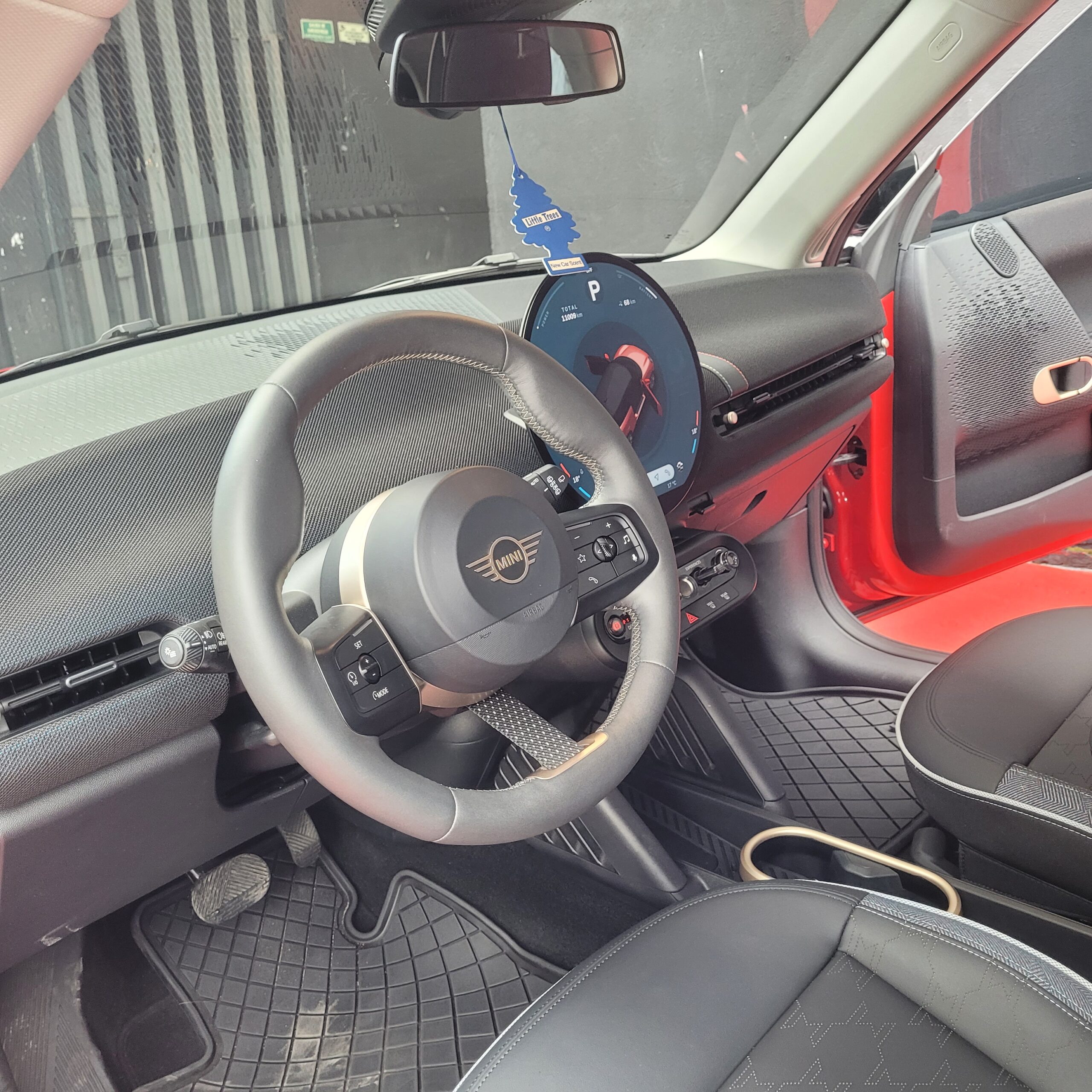 Mini Cooper E, Modelo 2024 - Imagen 8