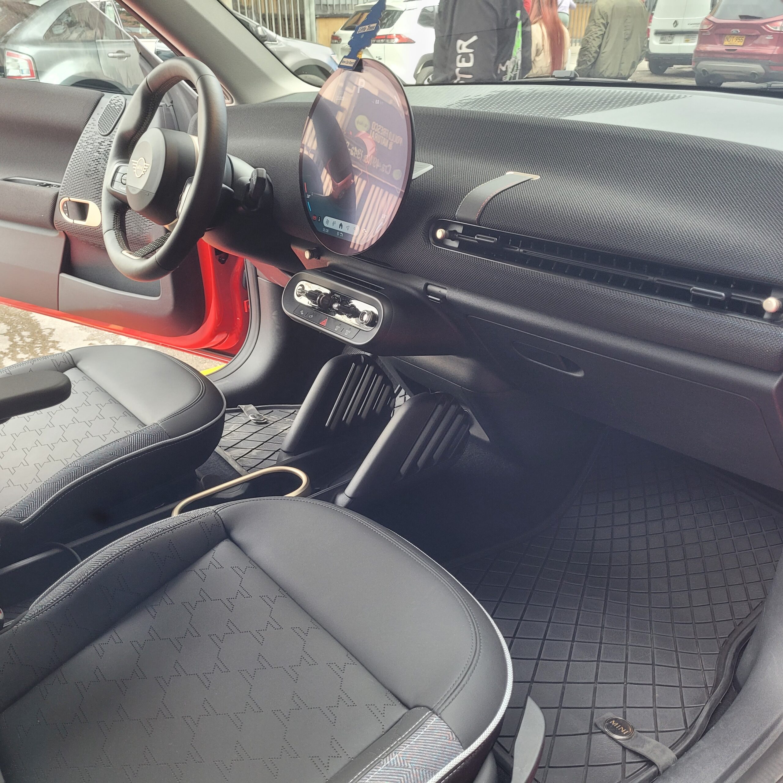 Mini Cooper E, Modelo 2024 - Imagen 7