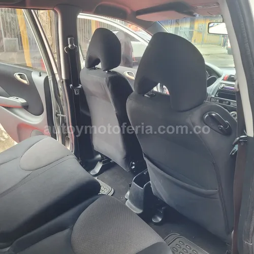 Honda Fit, Modelo 2007 - Imagen 12