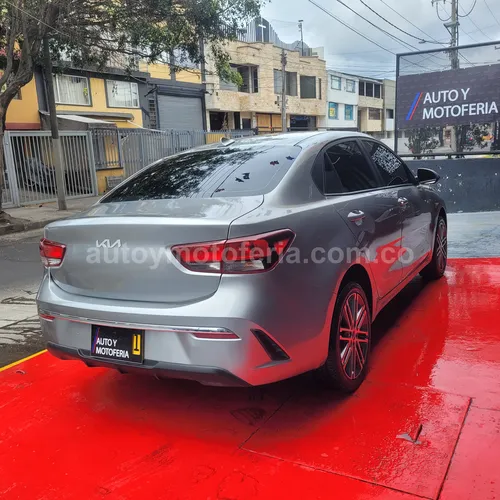 Kia Rio Vibrant, Modelo 2024 - Imagen 6