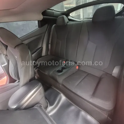 Hyundai Veloster, Modelo 2015 - Imagen 11