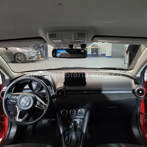 Mazda 2 Grand Touring lx, Modelo 2025 - Imagen 12