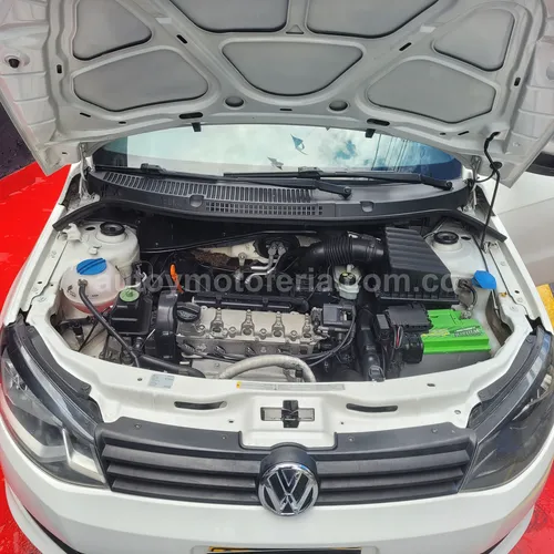 Volkswagen Gol Power, Modelo 2015 - Imagen 2