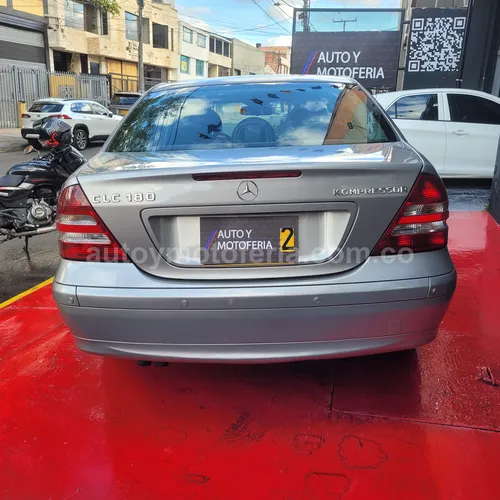 Mercedes Benz C180, Modelo 2005 - Imagen 12