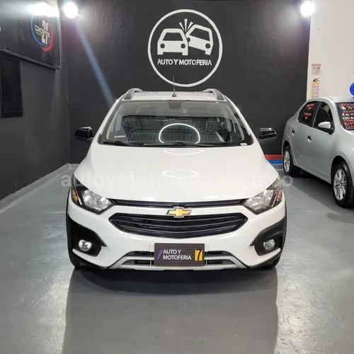 Chevrolet Onix Activ, Modelo 2019 - Imagen 3