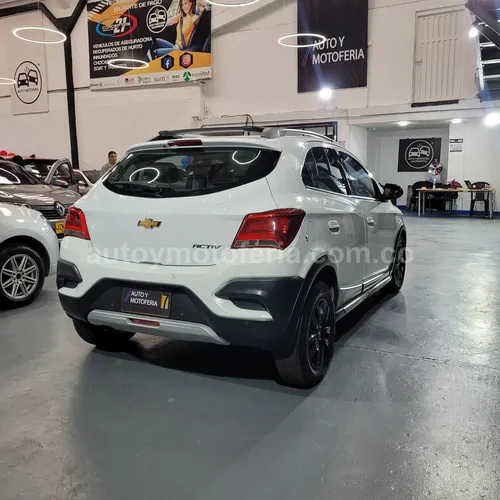 Chevrolet Onix Activ, Modelo 2019 - Imagen 4
