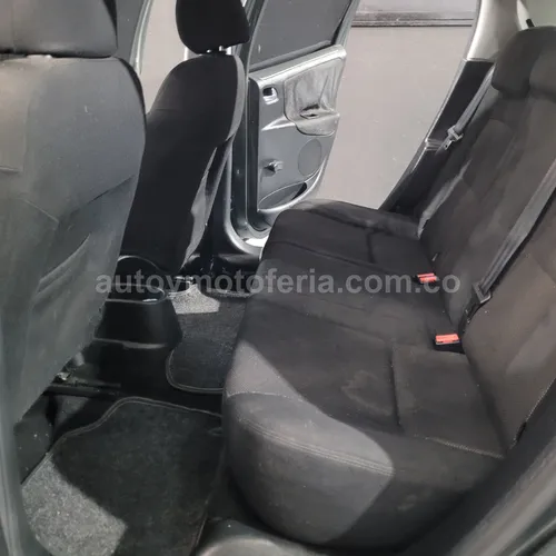 Peugeot 207, Modelo 2008 - Imagen 14