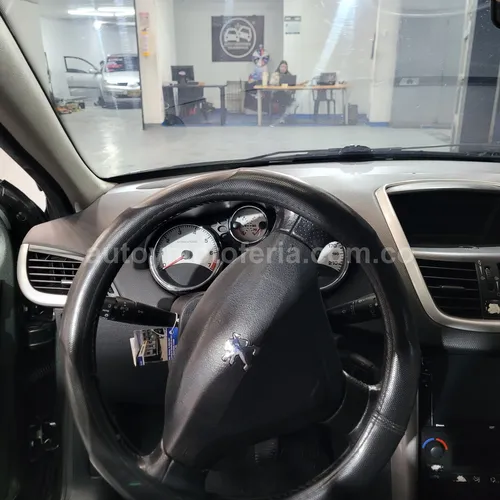 Peugeot 207, Modelo 2008 - Imagen 12