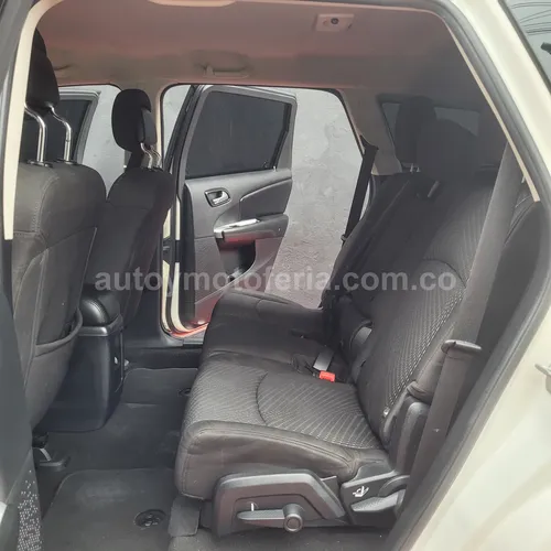 Dodge Journey, Modelo 2013 - Imagen 10
