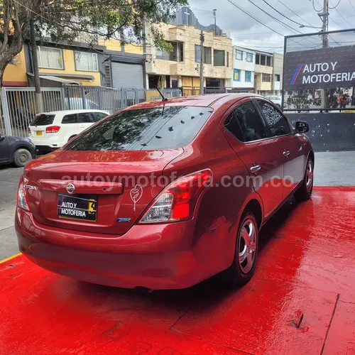 Nissan Versa Advance, Modelo 2012 - Imagen 5