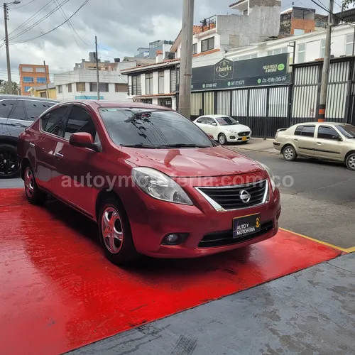Nissan Versa Advance, Modelo 2012 - Imagen 8