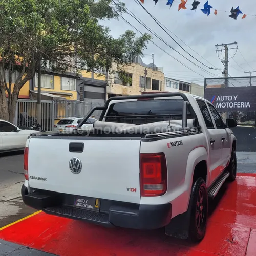 Volkswagen Amarok 4x4, Modelo 2011 - Imagen 10