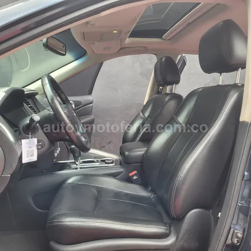 Nissan Pathfinder Modelo 2015 - Imagen 10