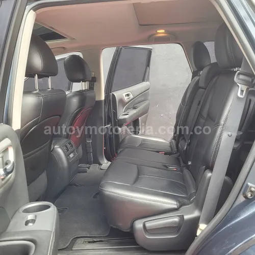 Nissan Pathfinder Modelo 2015 - Imagen 9