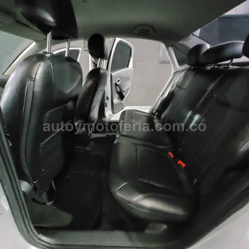Volkswagen Vento, Modelo 2016 - Imagen 12