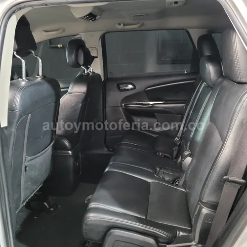 Dodge Journey, Modelo 2013 - Imagen 8