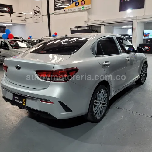 KIA RIO VIBRANT 2022