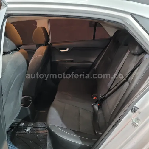 KIA RIO VIBRANT 2022