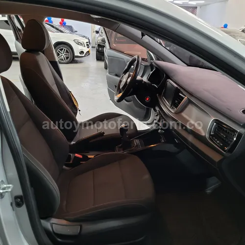 KIA RIO VIBRANT 2022