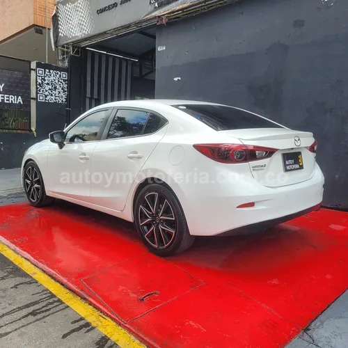 Mazda 3 Grand Touring, Modelo 2017 - Imagen 4
