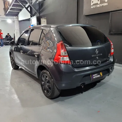 Renault Sandero, Modelo 2016 - Imagen 8