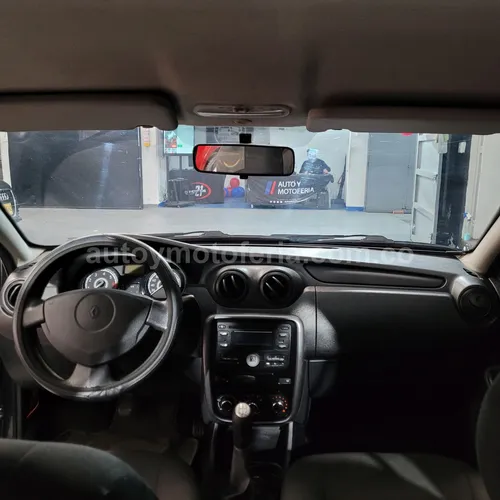 Renault Sandero, Modelo 2016 - Imagen 10